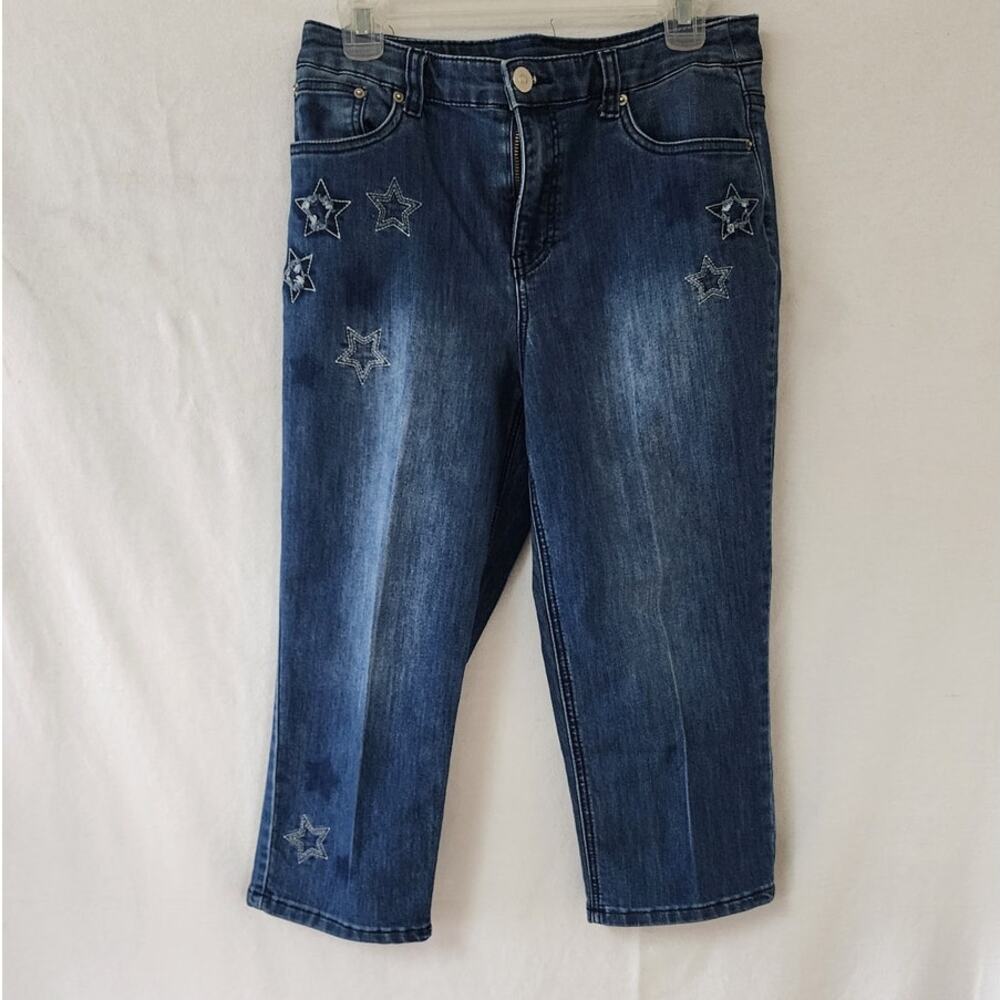 CJ Banks Classic Fit Capri Jeans featuring a star pattern Women's Size 6 - Picture 2 of 10
